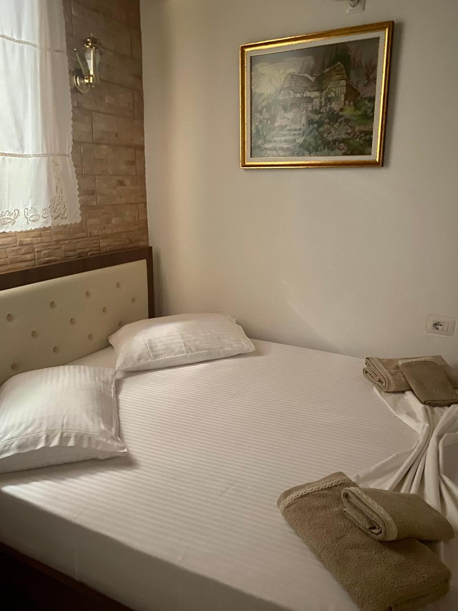 Panoramic View Guest House Gjirokastër Esterno foto